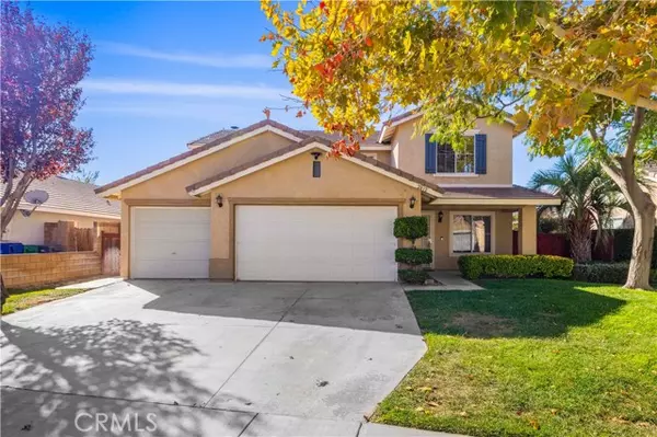 2812 W Oldfield ST, Lancaster, CA 93536
