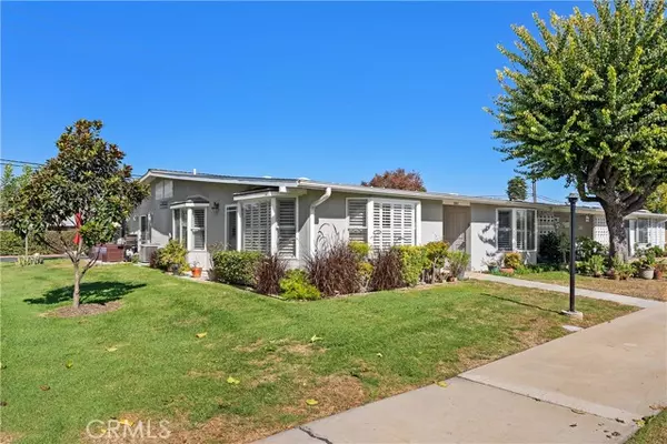 Seal Beach, CA 90740,1442 Golden Rain Road 50-F