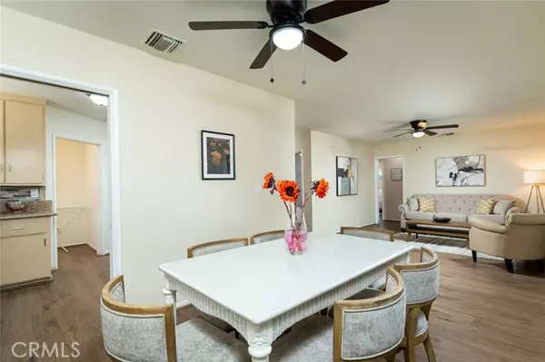 Arleta, CA 91331,14318 Carl