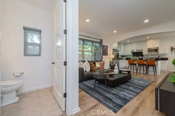 Irvine, CA 92618,246 Firefly