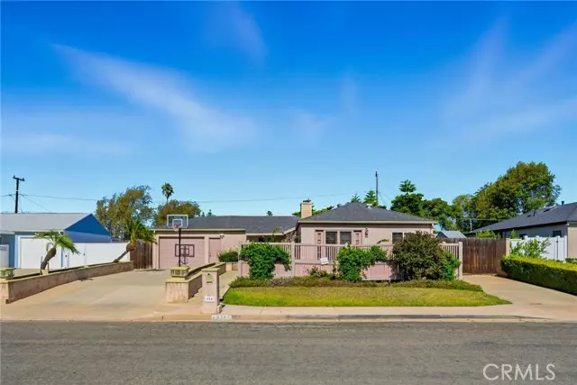 Costa Mesa, CA 92627,934 Governor ST