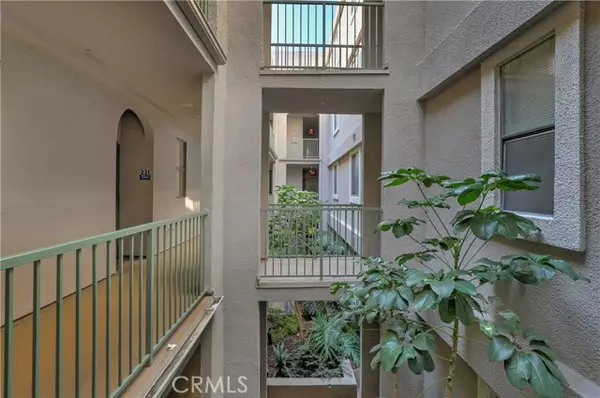 Long Beach, CA 90802,555 Maine AVE 215