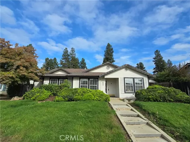 935 Doe, Merced, CA 95340