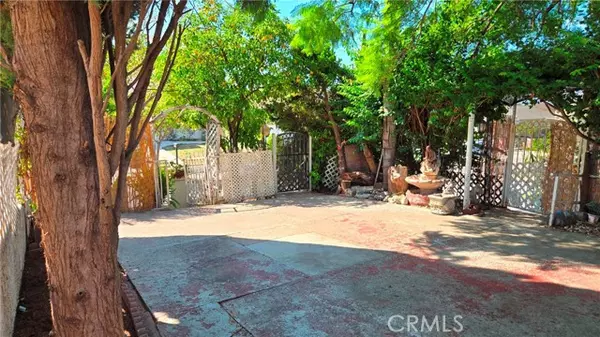 Los Angeles, CA 90032,4549 Jade ST