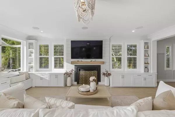 Encinitas, CA 92024,870 Hymettus AVE