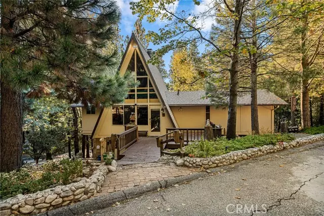 166 Brentwood, Lake Arrowhead, CA 92352