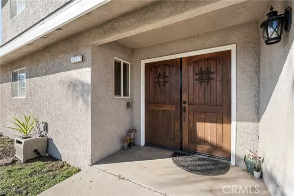 Madera, CA 93637,1077 Pecan