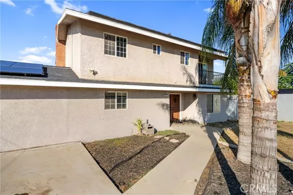 Madera, CA 93637,1077 Pecan