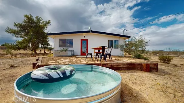 Landers, CA 92285,1271 Dakota