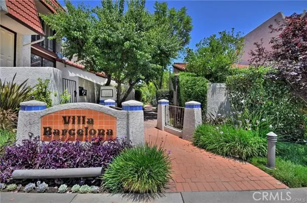 Woodland Hills, CA 91367,22255 1/2 Erwin