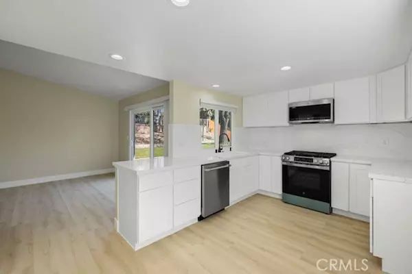 Canyon Country, CA 91387,28434 Alder Peak