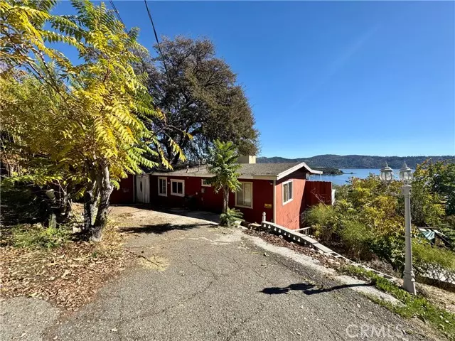 Clearlake Oaks, CA 95423,11633 Lakeview DR