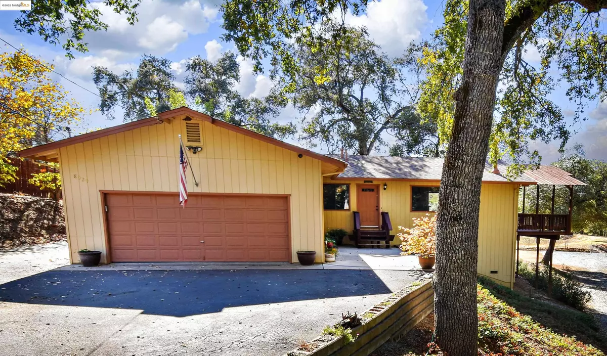 Sonora, CA 95370,8929 Highway 49