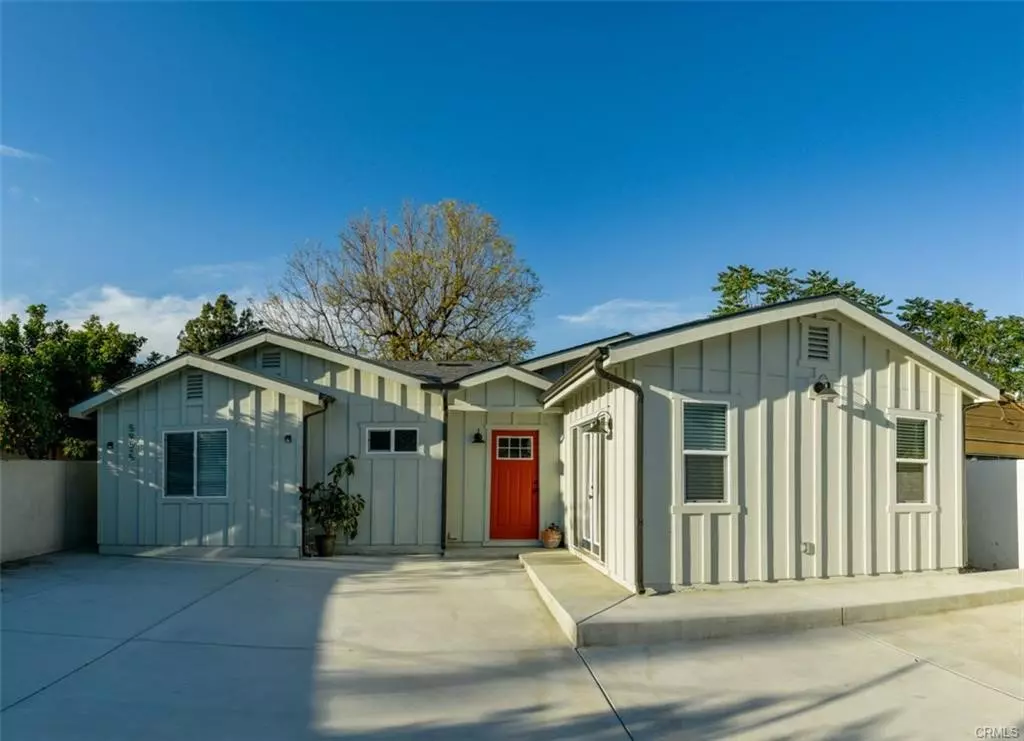 Altadena, CA 91001,595 1/2 VENTURA ST