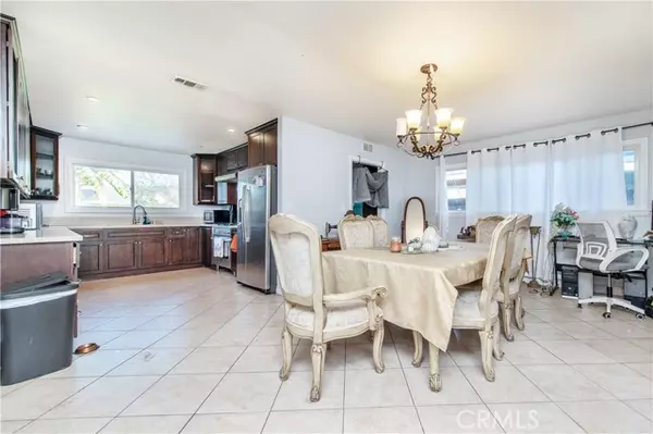 Anaheim, CA 92802,127 W Cliffwood AVE