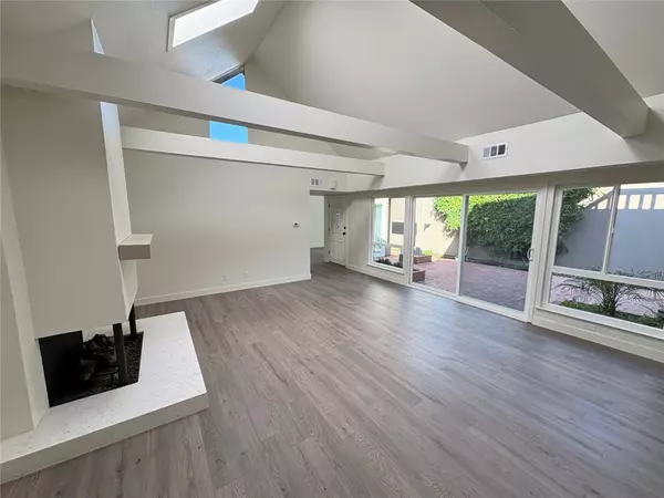 Seal Beach, CA 90740,310 Corsair