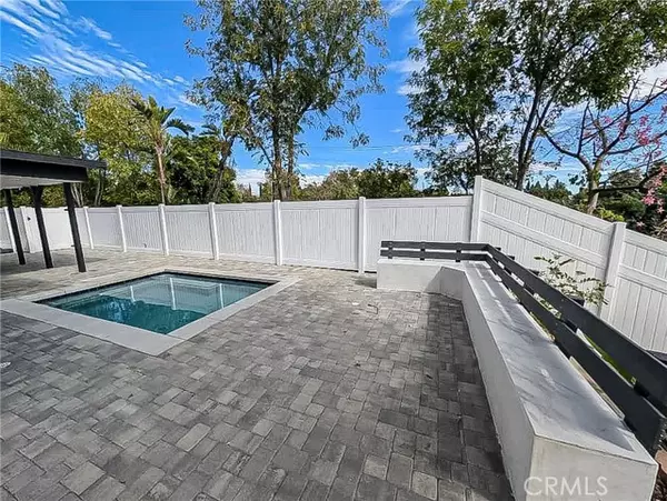 Chatsworth, CA 91311,20500 Blairmoore ST