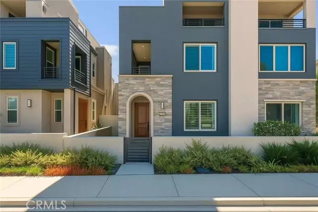 Irvine, CA 92618,106 Culture