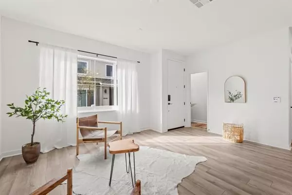 Fallbrook, CA 92028,319 MINNEOLA PL