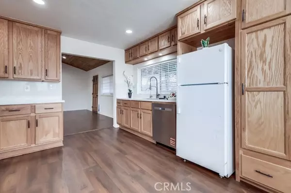 Lawndale, CA 90260,4445 Marine