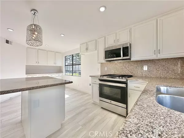 La Habra, CA 90631,1220 Marble Ln