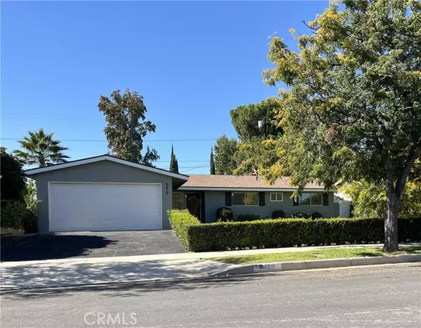Winnetka, CA 91306,8429 Sunnybrae