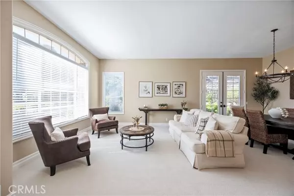 Trabuco Canyon, CA 92679,9 Swallows