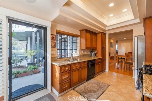 Huntington Beach, CA 92646,8122 Seawater