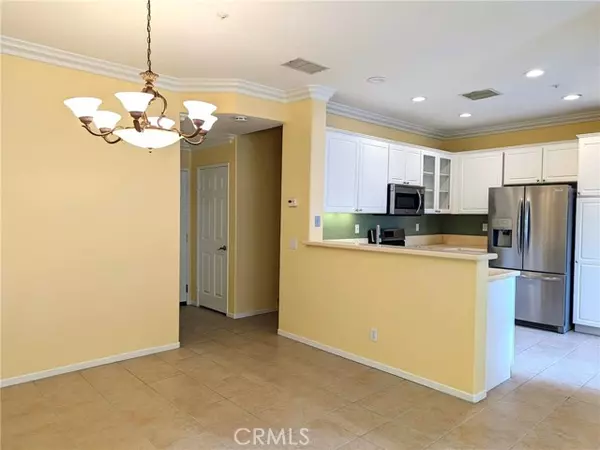 Aliso Viejo, CA 92656,51 Vellisimo