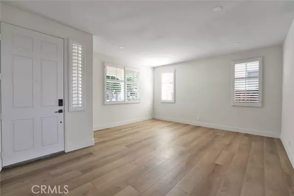 Rancho Santa Margarita, CA 92688,33 Grassy Knoll