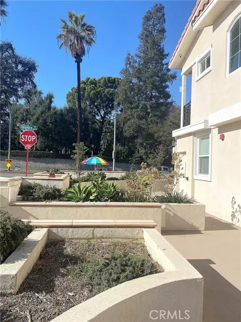 Alhambra, CA 91801,300 E Alhambra RD F