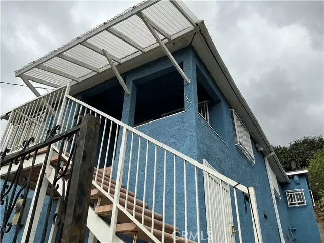 Los Angeles, CA 90026,1947 Delta ST