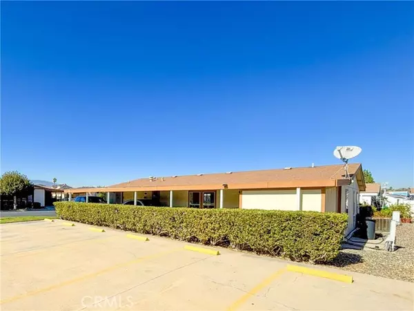 Corona, CA 92879,13381 Magnolia AVE 102