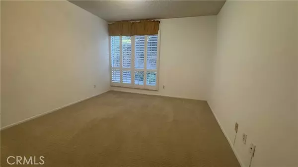 Thousand Oaks, CA 91360,255 Sequoia CT