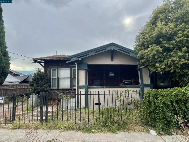 6131 Hayes, Oakland, CA 94621