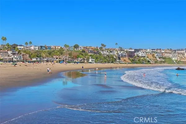 Corona Del Mar, CA 92625,3130 Breakers