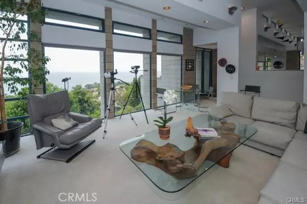 Rancho Palos Verdes, CA 90275,30003 Via Victoria