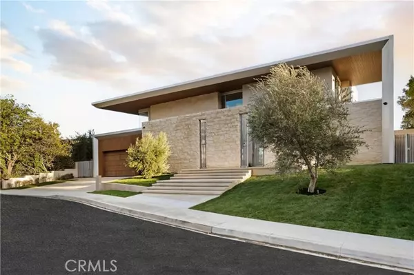 Encino, CA 91436,4442 Estrondo DR