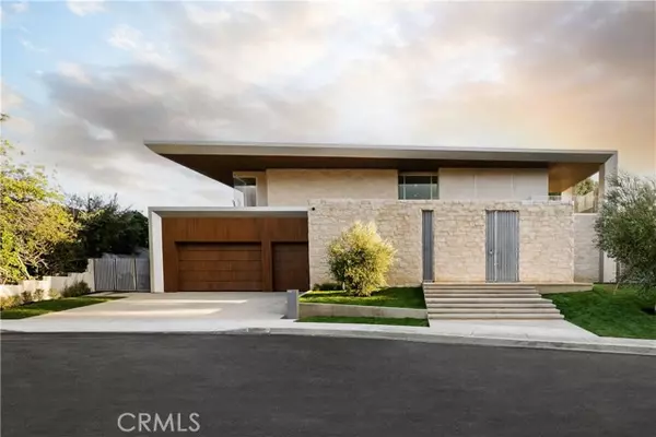 Encino, CA 91436,4442 Estrondo DR