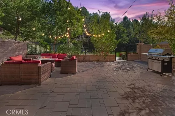 Lake Forest, CA 92630,83 Prominence