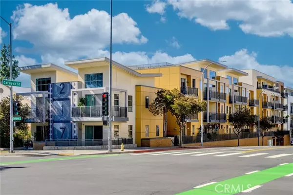 217 S Marengo 304, Pasadena, CA 91101