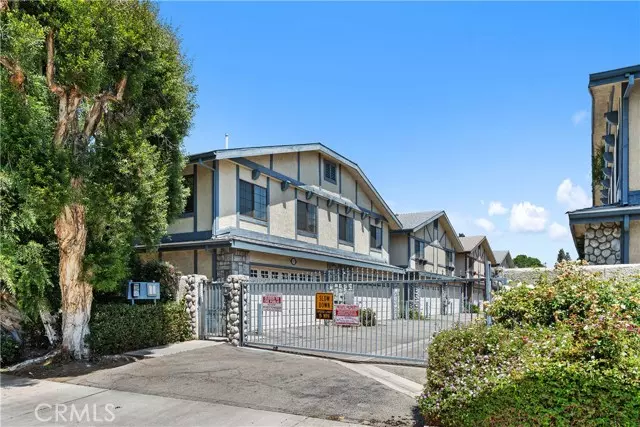 18435 Keswick 10, Reseda, CA 91335