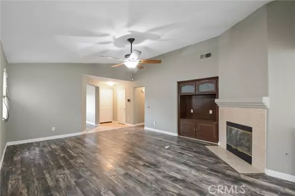 Victorville, CA 92392,13637 Ashmont