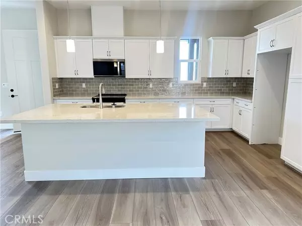 San Luis Obispo, CA 93401,221 Foxtrot CT