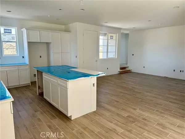 San Luis Obispo, CA 93401,212 Kitty Hawk CT