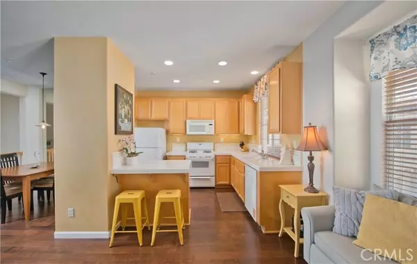 Valencia, CA 91354,28254 Canterbury CT