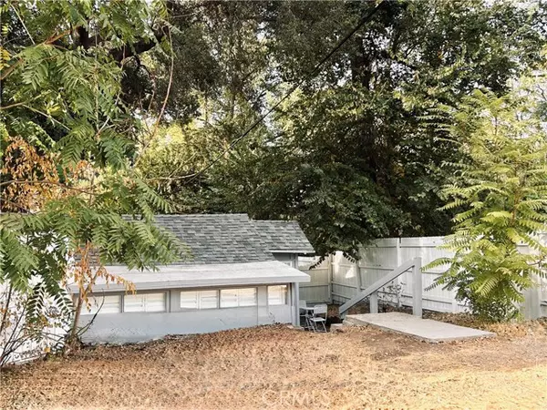 Agua Dulce, CA 91390,13111 Sierra Hwy