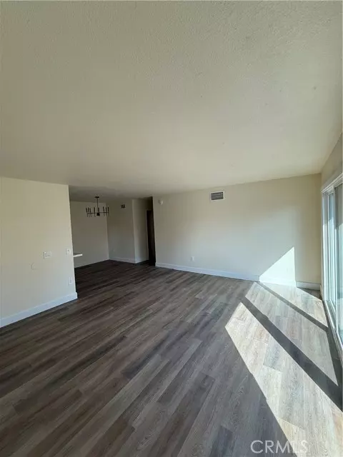 Santa Ana, CA 92701,1016 Cabrillo Park DR H