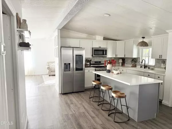 Oxnard, CA 93036,2455 Blueberry DR 120