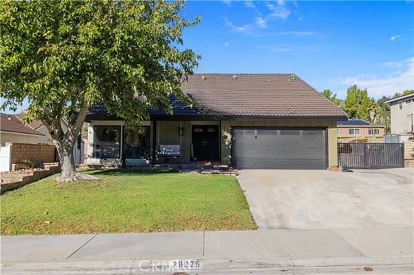 28975 Lotusgarden, Canyon Country, CA 91387